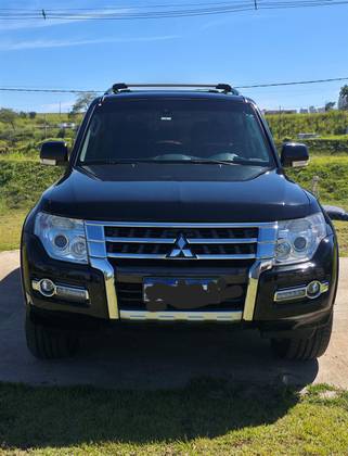 MITSUBISHI PAJERO 3.2 HPE 4X4 7 LUGARES 16V TURBO INTERCOOLER DIESEL 4P AUTOMÁTICO
